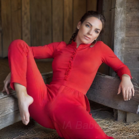 Chaleur latine cherche complicité amicale pour échanger plaisirs et rires !